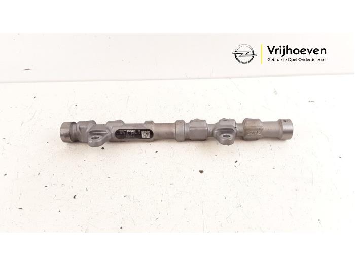 Gebruikte Galerij (Injectie) Opel Combo 1.3 CDTI 16V ecoFlex Prijs € 25,00 Margeregeling aangeboden door Autodemontage Vrijhoeven B.V.