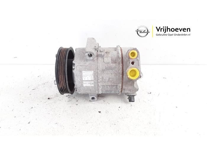 Gebruikte Aircopomp Opel Corsa E 1.4 Turbo 16V Prijs € 75,00 Margeregeling aangeboden door Autodemontage Vrijhoeven B.V.