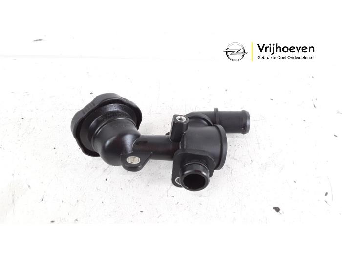 Gebruikte Olie vulpijp Opel Corsa E 1.3 CDTi 16V ecoFLEX Prijs € 15,00 Margeregeling aangeboden door Autodemontage Vrijhoeven B.V.