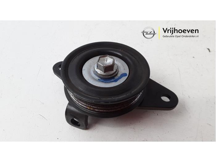 Gebruikte Spanner multiriem Opel Agila (B) 1.2 16V Prijs € 25,00 Margeregeling aangeboden door Autodemontage Vrijhoeven B.V.
