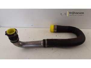 Gebruikte Intercooler Slang Opel Mokka/Mokka X 1.4 Turbo 16V 4x2 Prijs € 30,00 Margeregeling aangeboden door Autodemontage Vrijhoeven B.V.