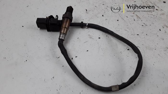 Gebruikte Lambda Sonde Opel Agila (B) 1.2 16V Prijs € 25,00 Margeregeling aangeboden door Autodemontage Vrijhoeven B.V.