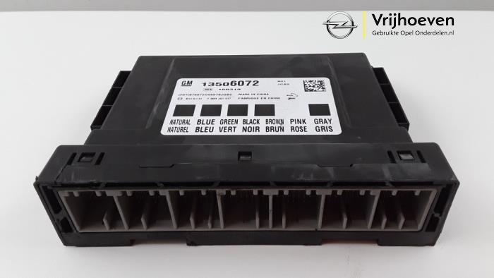 Gebruikte Bodycontrol Module Opel Corsa E 1.4 Turbo 16V Prijs € 80,00 Margeregeling aangeboden door Autodemontage Vrijhoeven B.V.