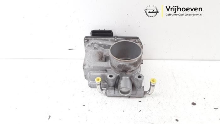 Gebruikte Gasklephuis Opel Agila (B) 1.2 16V Prijs € 30,00 Margeregeling aangeboden door Autodemontage Vrijhoeven B.V.
