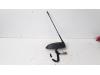 Antenne van een Opel Adam, 2012 / 2019 1.0 Ecotec 12V SIDI Turbo, Hatchback, 2Dr, Benzine, 999cc, 66kW (90pk), FWD, B10XFT, 2014-07 / 2018-11 2015
