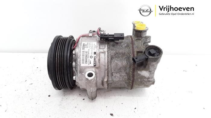 Gebruikte Aircopomp Opel Astra K 1.0 SIDI Turbo 12V Prijs € 40,00 Margeregeling aangeboden door Autodemontage Vrijhoeven B.V.
