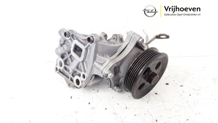 Gebruikte Waterpomp Opel Astra K 1.4 Turbo 16V Prijs € 100,00 Margeregeling aangeboden door Autodemontage Vrijhoeven B.V.