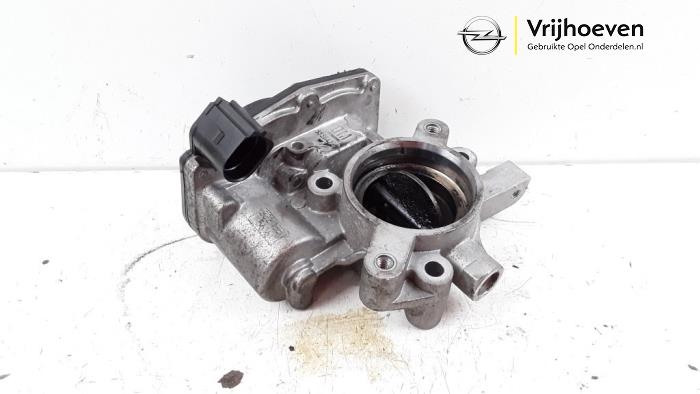 Gebruikte Gasklephuis Opel Astra J Sports Tourer (PD8/PE8/PF8) 1.3 CDTI 16V ecoFlex Prijs € 25,00 Margeregeling aangeboden door Autodemontage Vrijhoeven B.V.