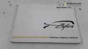 Gebruikte Instructie Boekje Opel Zafira (F75) 1.8 16V Prijs € 10,00 Margeregeling aangeboden door Autodemontage Vrijhoeven B.V.