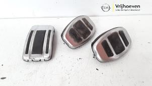 Gebruikte Pedalen Set Opel Corsa F (UB/UH/UP) 1.2 Turbo 12V 100 Prijs € 30,00 Margeregeling aangeboden door Autodemontage Vrijhoeven B.V.
