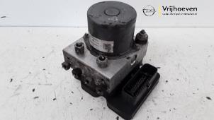 Gebruikte ABS Pomp Opel Karl 1.0 12V Prijs € 70,00 Margeregeling aangeboden door Autodemontage Vrijhoeven B.V.