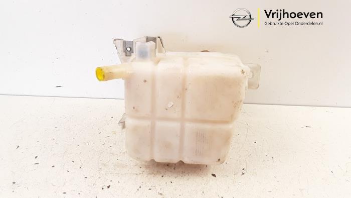 Koelvloeistof Reservoir van een Vauxhall Antara 2.2 CDTI 16V 4x2 2012