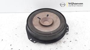 Gebruikte Speaker Opel Zafira (F75) 2.2 16V Prijs € 15,00 Margeregeling aangeboden door Autodemontage Vrijhoeven B.V.