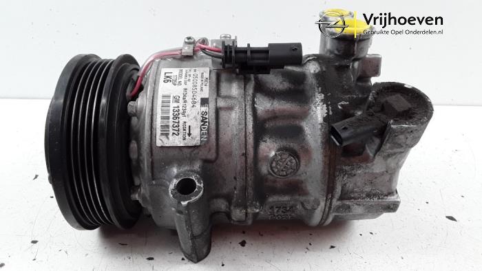 Gebruikte Aircopomp Opel Astra K 1.0 Turbo 12V Prijs € 40,00 Margeregeling aangeboden door Autodemontage Vrijhoeven B.V.