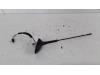 Antenne van een Opel Adam, 2012 / 2019 1.0 Ecotec 12V SIDI Turbo, Hatchback, 2Dr, Benzine, 999cc, 66kW (90pk), FWD, B10XFT, 2014-07 / 2018-11 2014