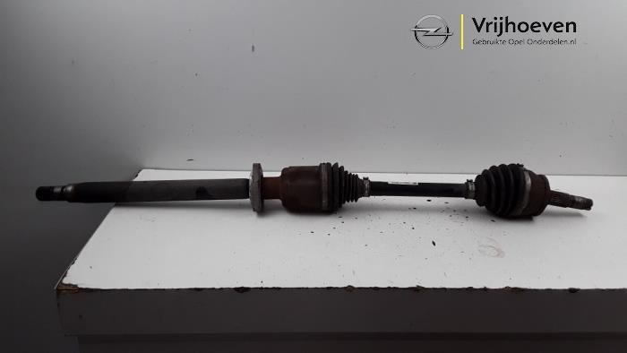 Gebruikte Steekas rechts-voor Opel Mokka/Mokka X 1.4 Turbo 16V 4x2 Prijs € 120,00 Margeregeling aangeboden door Autodemontage Vrijhoeven B.V.