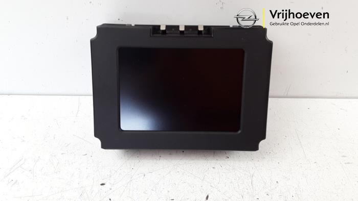 Gebruikte Display Interieur Opel Omega B (25/26/27) 2.2 16V Prijs € 30,00 Margeregeling aangeboden door Autodemontage Vrijhoeven B.V.