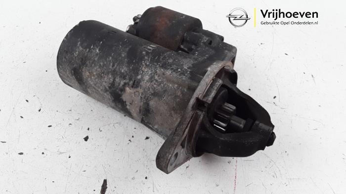 Gebruikte Startmotor Opel Omega B (25/26/27) 2.2 16V Prijs € 25,00 Margeregeling aangeboden door Autodemontage Vrijhoeven B.V.