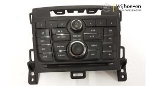 Gebruikte Radiobedienings paneel Opel Zafira Tourer (P12) 1.6 CDTI 16V ecoFLEX 120 Prijs € 70,00 Margeregeling aangeboden door Autodemontage Vrijhoeven B.V.