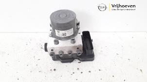 Gebruikte ABS Pomp Opel Grandland (X) 1.6 CDTi 120 Prijs € 300,00 Margeregeling aangeboden door Autodemontage Vrijhoeven B.V.