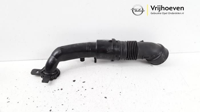Gebruikte Turboslang Opel Corsa F (UB/UH/UP) 1.2 Turbo 12V 100 Prijs € 25,00 Margeregeling aangeboden door Autodemontage Vrijhoeven B.V.