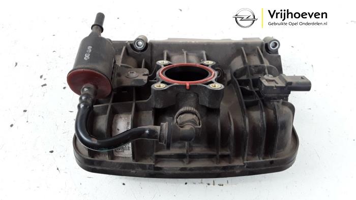 Gebruikte Spruitstuk Inlaat Opel Astra K 1.0 SIDI Turbo 12V Prijs € 50,00 Margeregeling aangeboden door Autodemontage Vrijhoeven B.V.