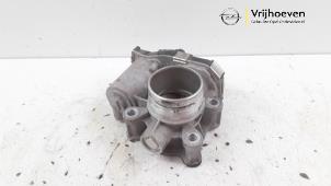 Gebruikte Gasklephuis Opel Astra K 1.0 Turbo 12V Prijs € 30,00 Margeregeling aangeboden door Autodemontage Vrijhoeven B.V.