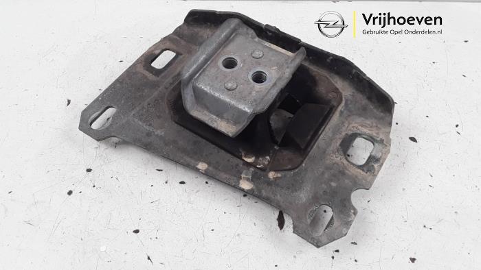 Gebruikte Motorrubber Opel Combo Cargo 1.6 CDTI 100 Prijs € 20,00 Margeregeling aangeboden door Autodemontage Vrijhoeven B.V.