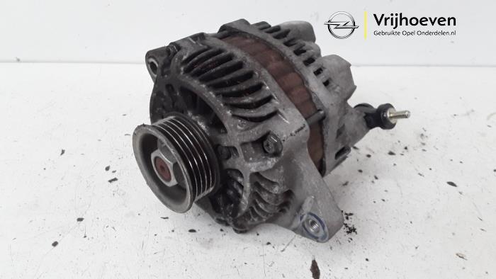 Gebruikte Dynamo Opel Agila (B) 1.2 16V Prijs € 30,00 Margeregeling aangeboden door Autodemontage Vrijhoeven B.V.