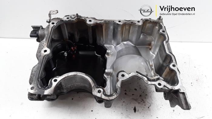 Gebruikte Carterpan Opel Astra K 1.0 ECOTEC Direct Injection Turbo 12V Prijs € 75,00 Margeregeling aangeboden door Autodemontage Vrijhoeven B.V.