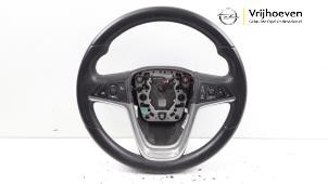 Gebruikte Stuurwiel Opel Insignia 1.8 16V Ecotec Prijs € 50,00 Margeregeling aangeboden door Autodemontage Vrijhoeven B.V.