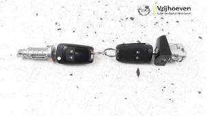 Gebruikte Kontaktslot + Sleutel Opel Corsa E 1.0 SIDI Turbo 12V Prijs € 60,00 Margeregeling aangeboden door Autodemontage Vrijhoeven B.V.
