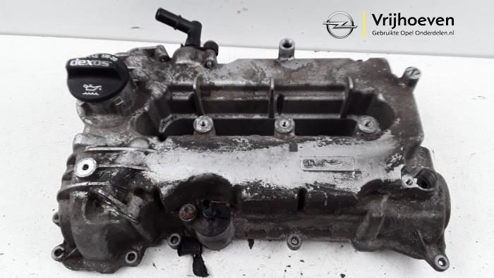 Gebruikte Kleppendeksel Opel Karl 1.0 12V Prijs € 50,00 Margeregeling aangeboden door Autodemontage Vrijhoeven B.V.