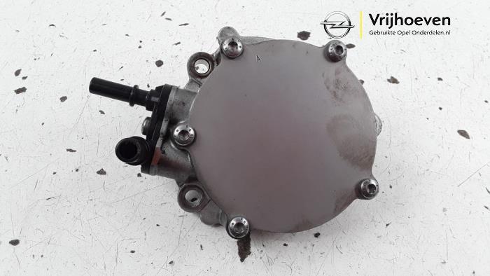 Vacuumpomp (Benzine) van een Vauxhall Grandland/Grandland X 1.2 Turbo 12V 2018