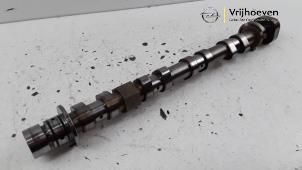 Gebruikte Nokkenas Opel Astra K 1.4 Turbo 16V Prijs € 100,00 Margeregeling aangeboden door Autodemontage Vrijhoeven B.V.