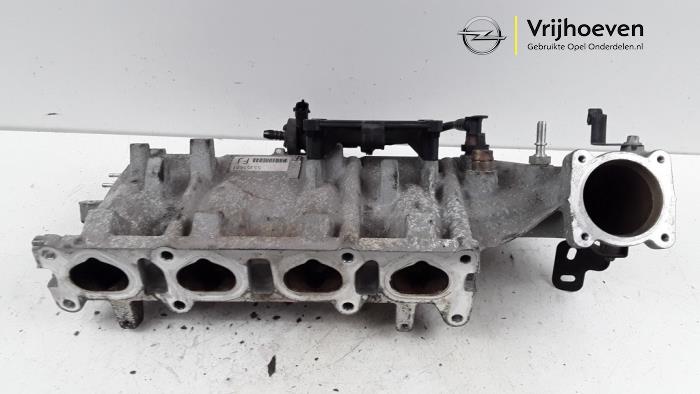 Gebruikte Inlaatspruitstuk Opel Corsa D 1.6i OPC 16V Turbo Prijs € 75,00 Margeregeling aangeboden door Autodemontage Vrijhoeven B.V.