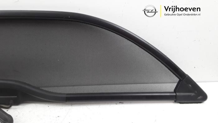 Windscherm van een Opel Tigra Twin Top 1.4 16V 2005