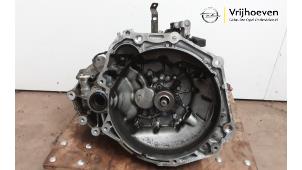 Gebruikte Versnellingsbak Opel Karl 1.0 12V Prijs € 275,00 Margeregeling aangeboden door Autodemontage Vrijhoeven B.V.