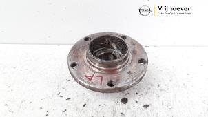 Gebruikte Wiellager achter Opel Corsa D 1.6i OPC 16V Turbo Prijs € 25,00 Margeregeling aangeboden door Autodemontage Vrijhoeven B.V.