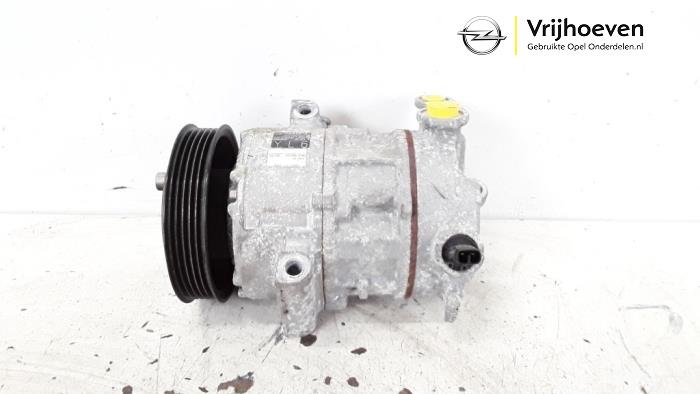 Gebruikte Aircopomp Opel Corsa E 1.4 Turbo 16V Prijs € 75,00 Margeregeling aangeboden door Autodemontage Vrijhoeven B.V.