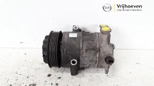 Gebruikte Pomp Airco Opel Corsa D 1.3 CDTi 16V ecoFLEX Prijs € 25,00 Margeregeling aangeboden door Autodemontage Vrijhoeven B.V.