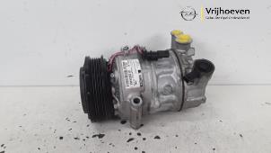 Gebruikte Pomp Airco Opel Astra K 1.0 Turbo 12V Prijs € 50,00 Margeregeling aangeboden door Autodemontage Vrijhoeven B.V.