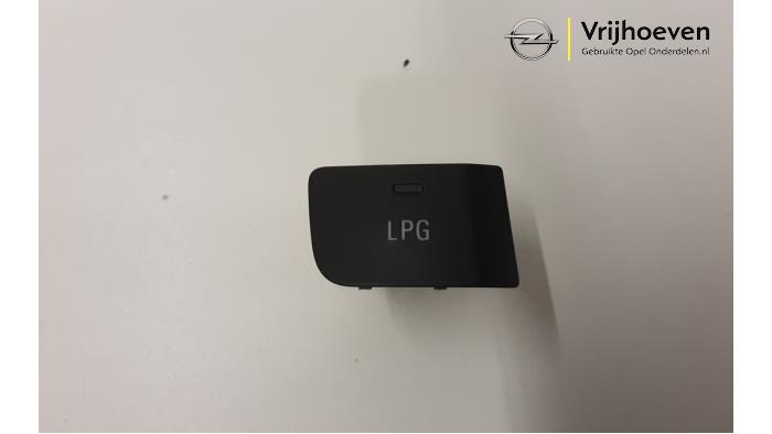 Gebruikte Lpg Schakelaar Opel Astra J (PC6/PD6/PE6/PF6) 1.4 Turbo 16V Prijs € 20,00 Margeregeling aangeboden door Autodemontage Vrijhoeven B.V.