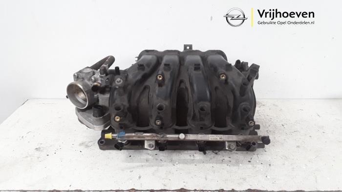 Gebruikte Spruitstuk Inlaat Opel Astra H SW (L35) 1.6 16V Twinport Prijs € 150,00 Margeregeling aangeboden door Autodemontage Vrijhoeven B.V.