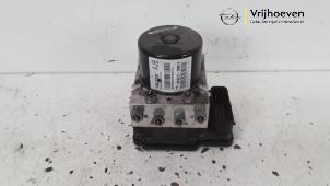 Gebruikte ABS Pomp Opel Astra J (PC6/PD6/PE6/PF6) 2.0 CDTI 16V 165 Ecotec Prijs € 125,00 Margeregeling aangeboden door Autodemontage Vrijhoeven B.V.