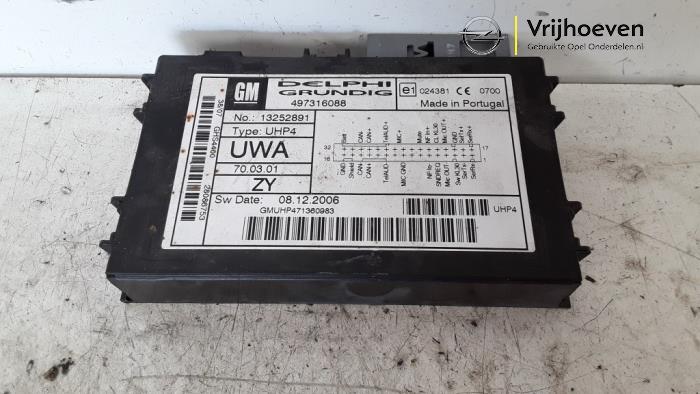 Gebruikte Module Telefoon Opel Zafira (M75) 2.2 16V Direct Ecotec Prijs € 45,00 Margeregeling aangeboden door Autodemontage Vrijhoeven B.V.