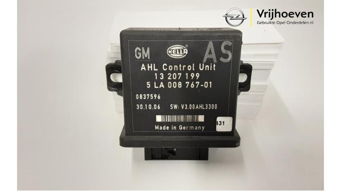 Gebruikte Module (diversen) Opel Astra H Twin Top (L67) 1.8 16V Prijs € 50,00 Margeregeling aangeboden door Autodemontage Vrijhoeven B.V.