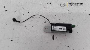 Gebruikte Antenne Versterker Opel Adam 1.0 Ecotec 12V SIDI Turbo Prijs € 40,00 Margeregeling aangeboden door Autodemontage Vrijhoeven B.V.