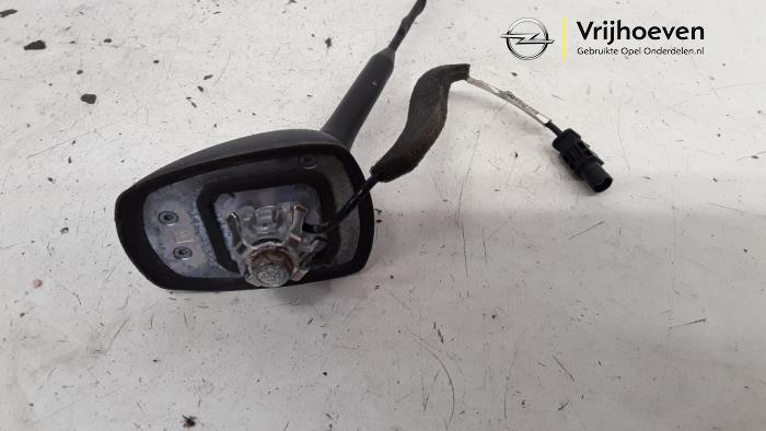 Antenne van een Vauxhall Adam 1.2 2013