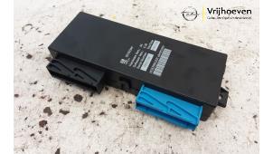 Gebruikte Computer cabriokap Opel Tigra Twin Top 1.4 16V Prijs € 50,00 Margeregeling aangeboden door Autodemontage Vrijhoeven B.V.